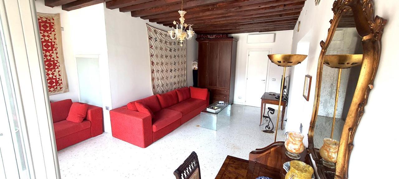 Elisabeth Waterfront Apartment Venesia Bagian luar foto