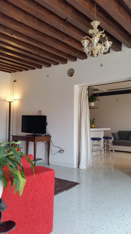 Elisabeth Waterfront Apartment Venesia Bagian luar foto