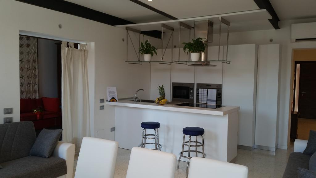 Elisabeth Waterfront Apartment Venesia Bagian luar foto