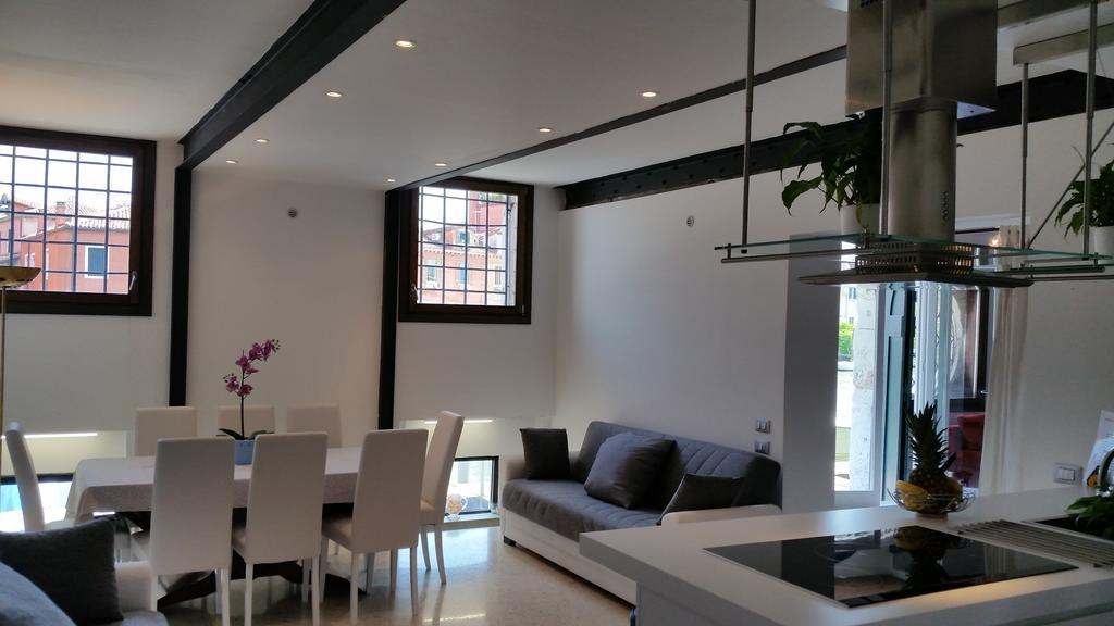 Elisabeth Waterfront Apartment Venesia Bagian luar foto